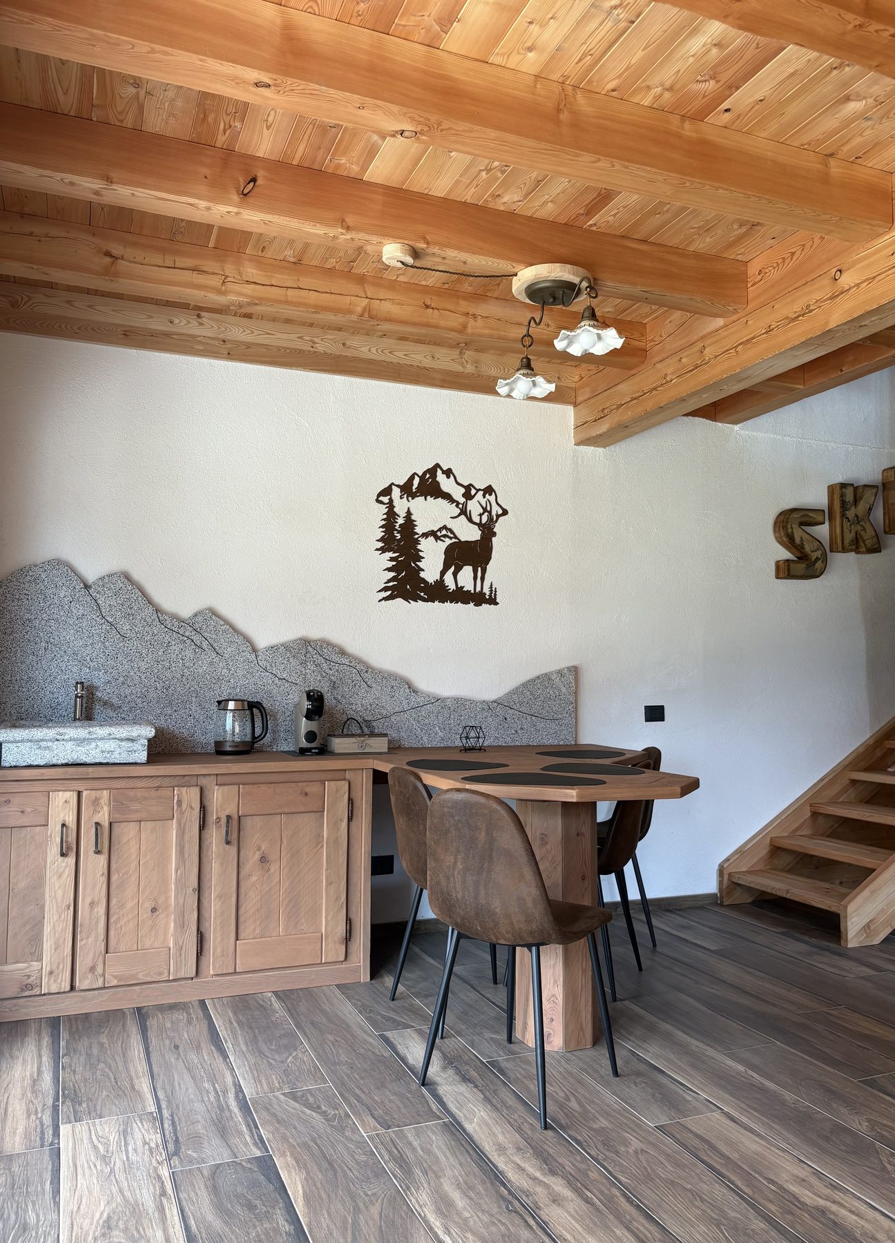Zona colazione dello Chalet Lobbie